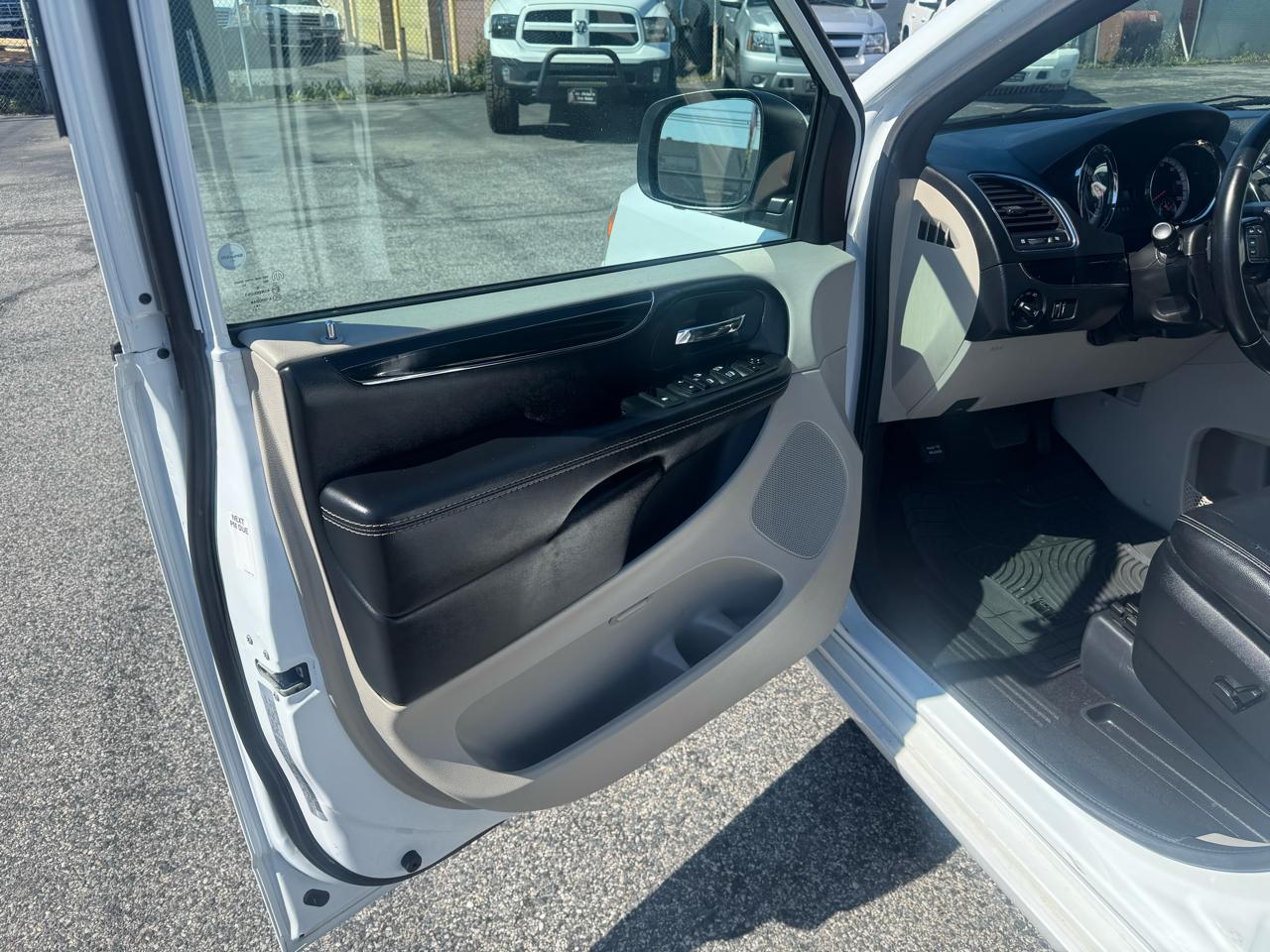 Dodge Grand Caravan SXT 2020