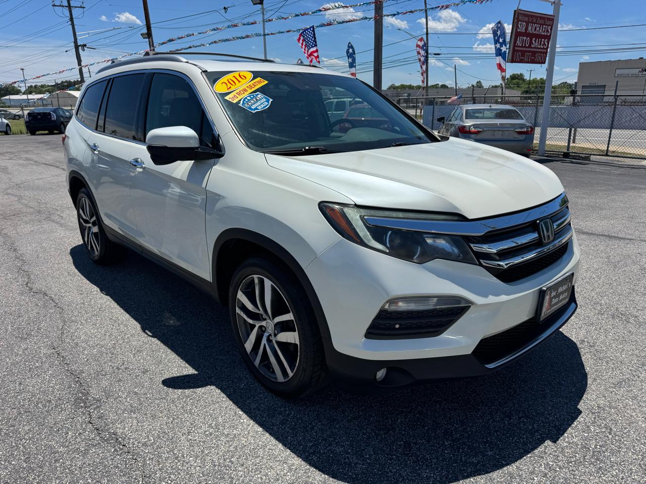 Honda Pilot 2WD 4dr Touring w/RES & Navi 2016