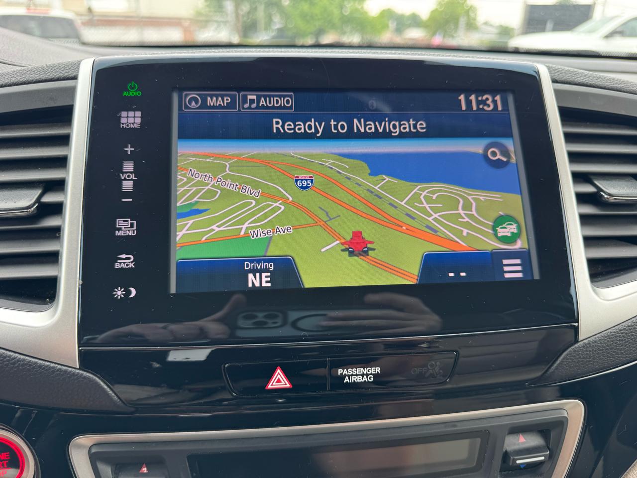 Honda Pilot 2WD 4dr Touring w/RES & Navi 2016
