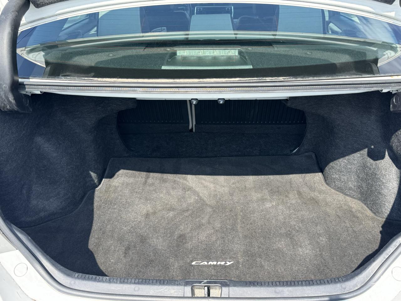 Toyota Camry 4dr Sdn I4 Auto SE w/Special Edition Pkg (Natl) 2016