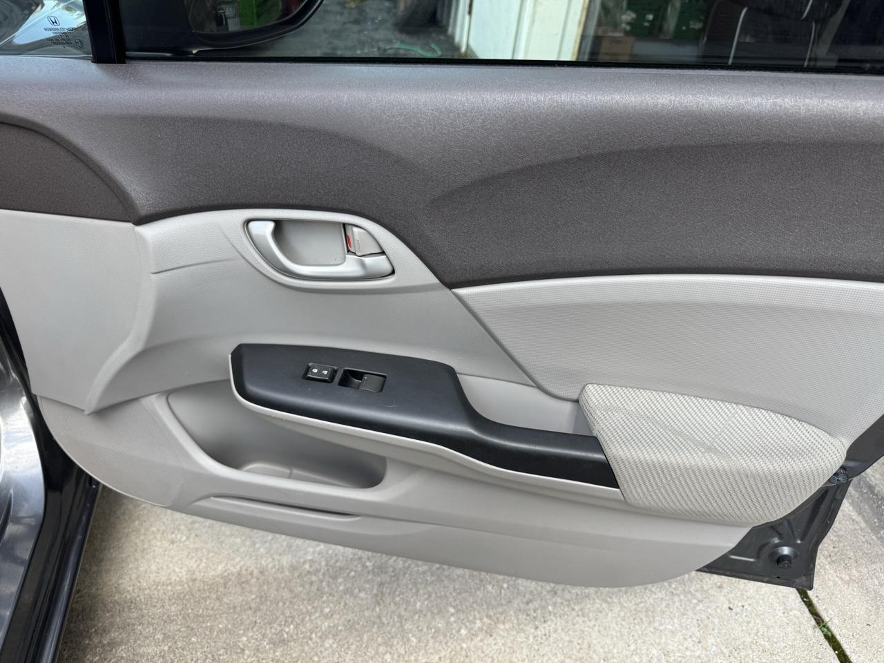 Honda Civic Sdn 4dr Auto LX 2012