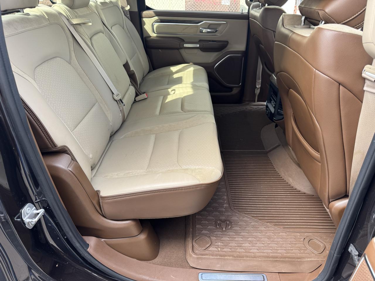 RAM 1500 Laramie 4x4 Crew Cab 6'4" Box 2019