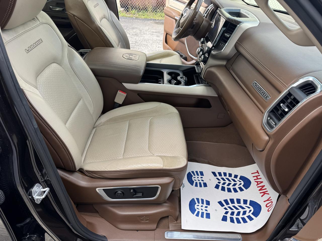 RAM 1500 Laramie 4x4 Crew Cab 6'4" Box 2019