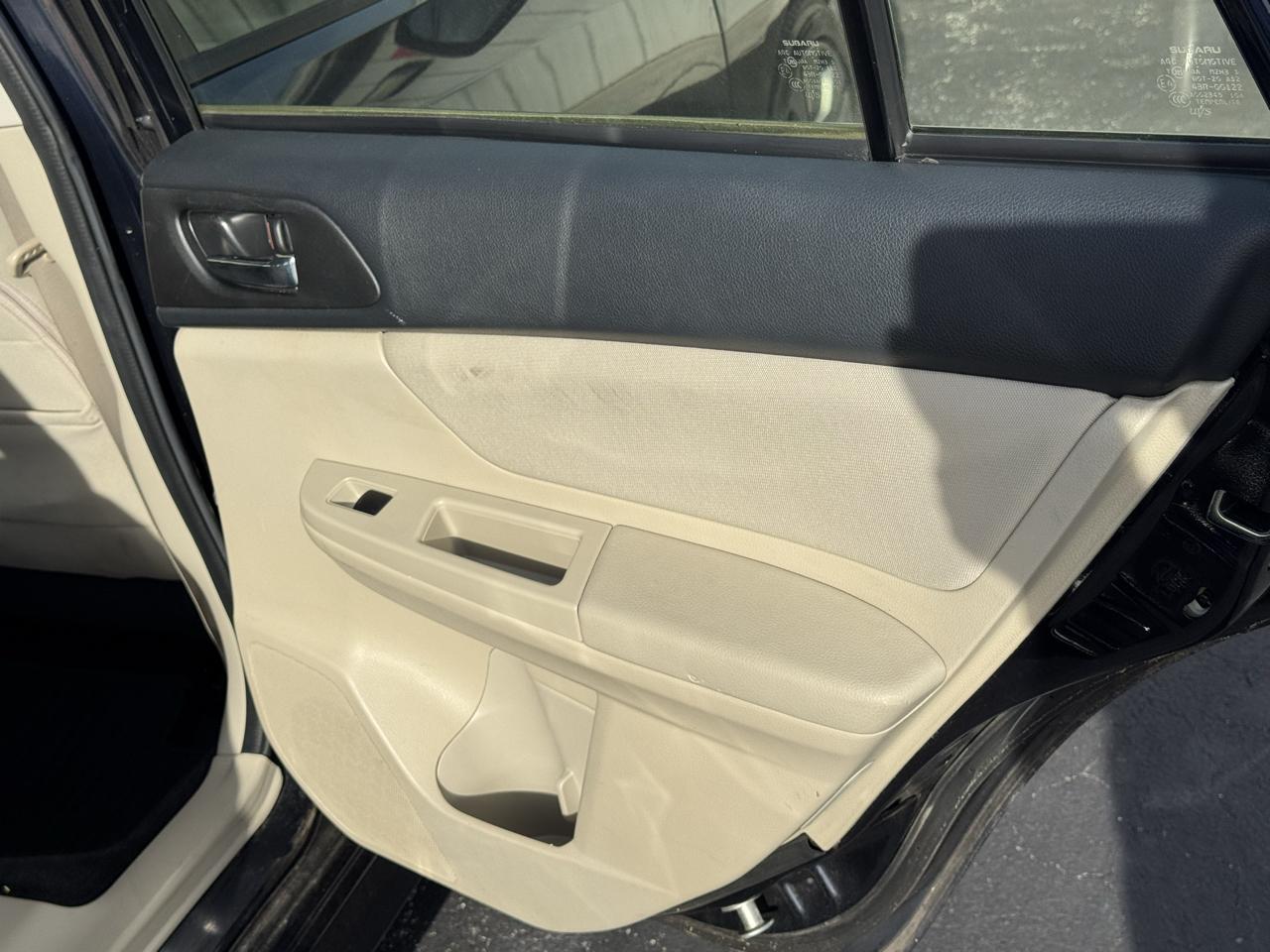 Subaru Impreza Wagon 5dr Auto 2.0i Sport Premium 2014