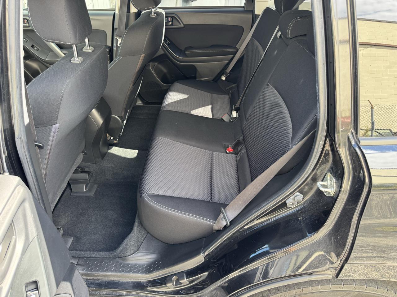 Subaru Forester 4dr Auto 2.5i Premium PZEV 2014