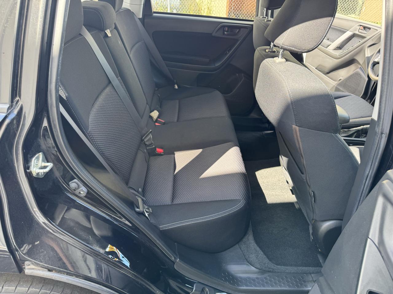 Subaru Forester 4dr Auto 2.5i Premium PZEV 2014