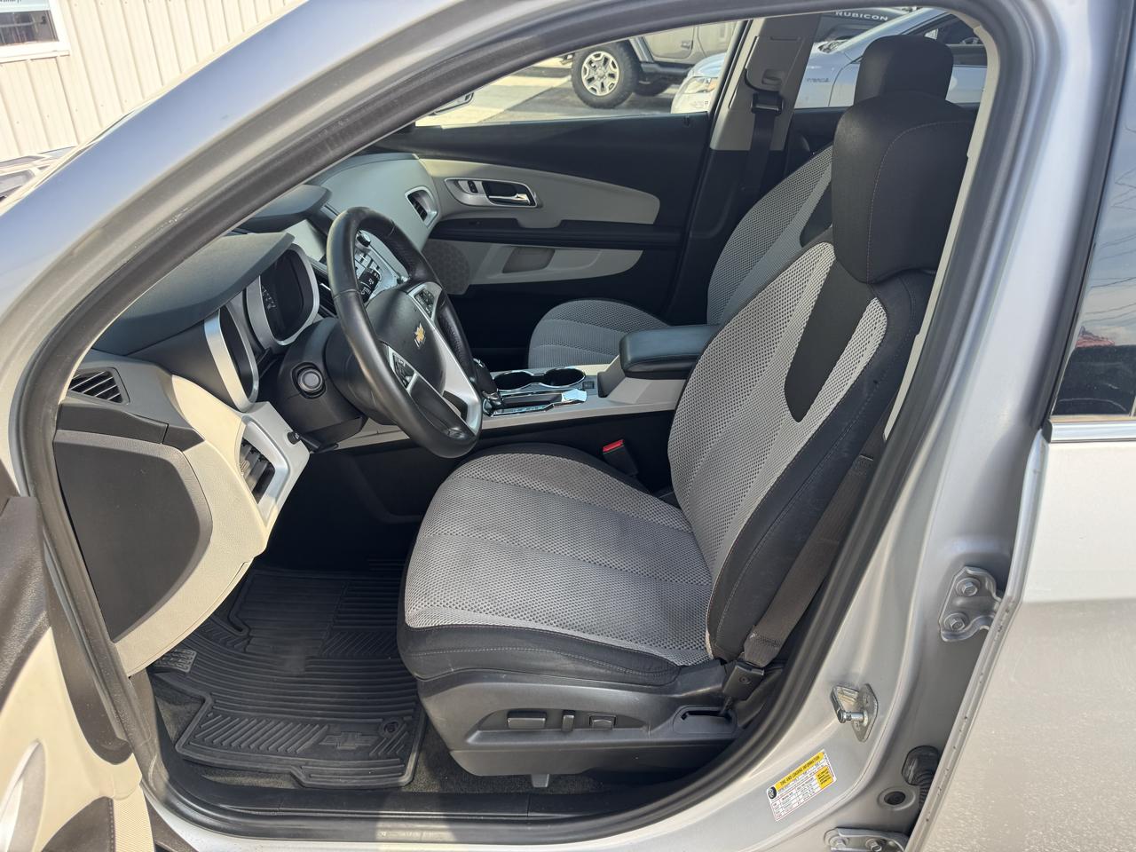 Chevrolet Equinox AWD 4dr LT w/1LT 2017