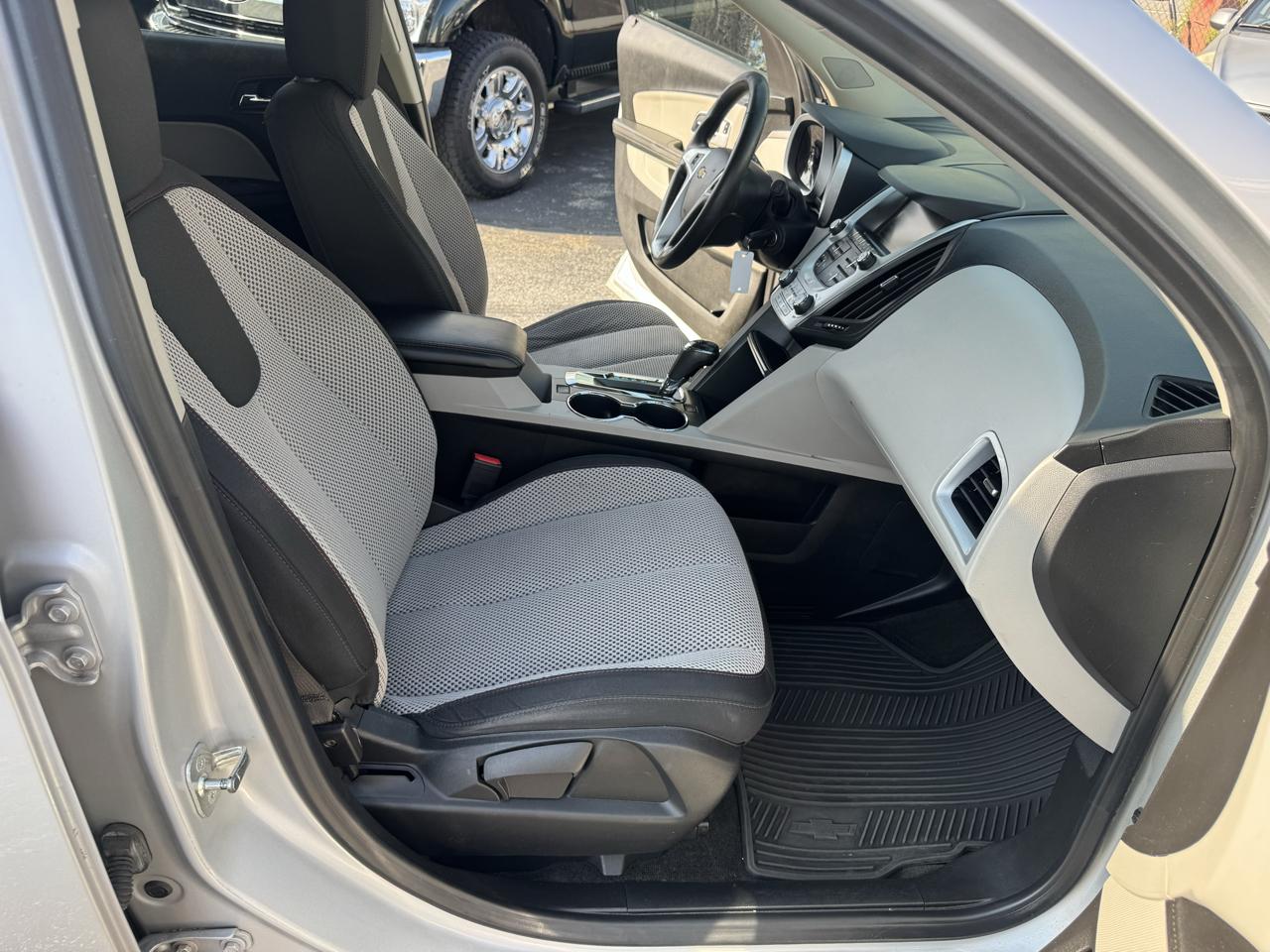Chevrolet Equinox AWD 4dr LT w/1LT 2017