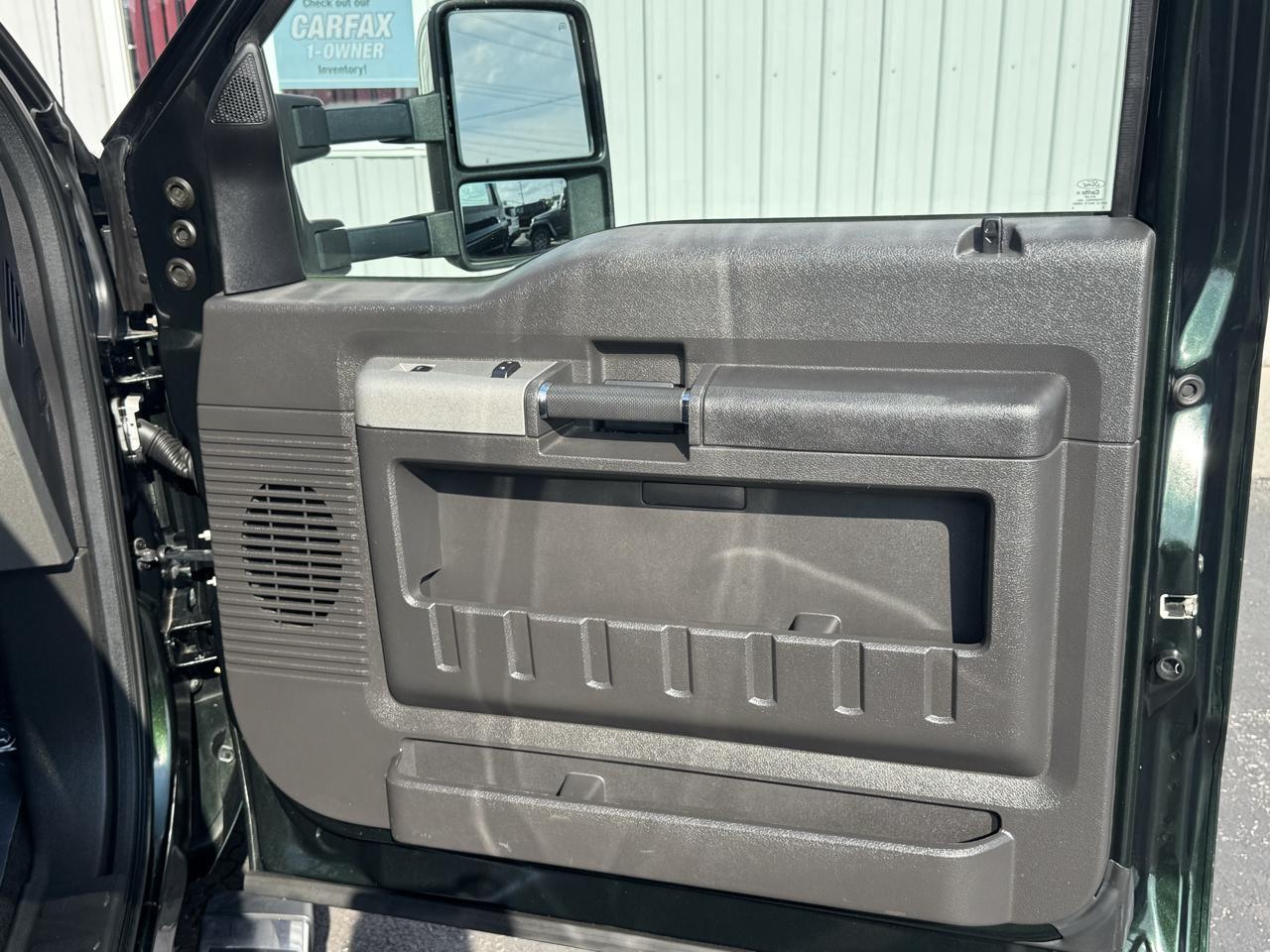 Ford Super Duty F-250 SRW 4WD SuperCab 142" Lariat 2014