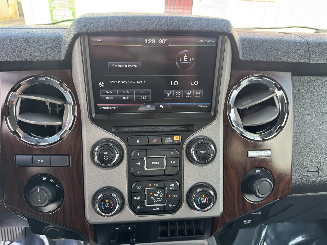 Ford Super Duty F-250 SRW 4WD SuperCab 142" Lariat 2014