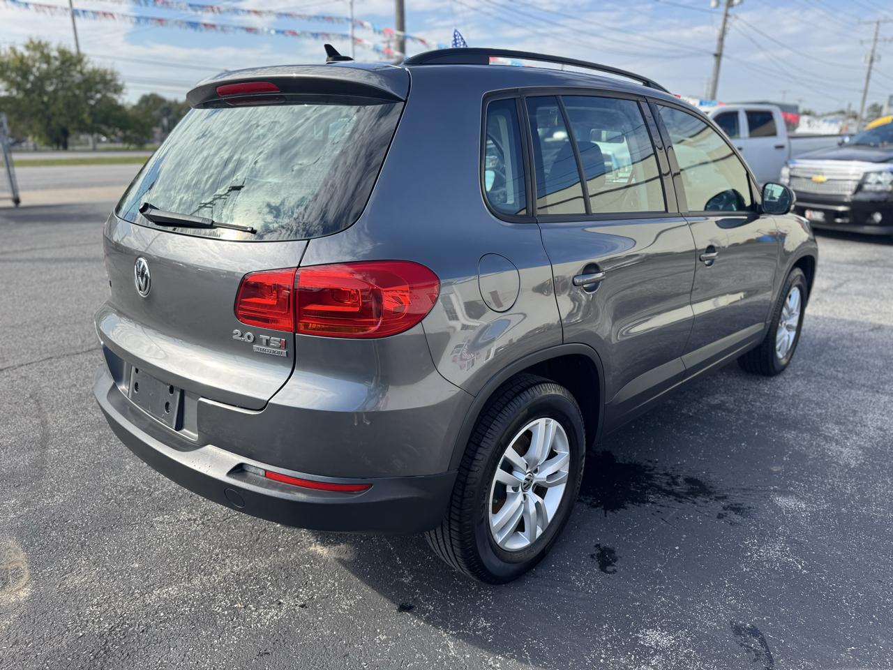 Volkswagen Tiguan 4MOTION 4dr Auto S 2015