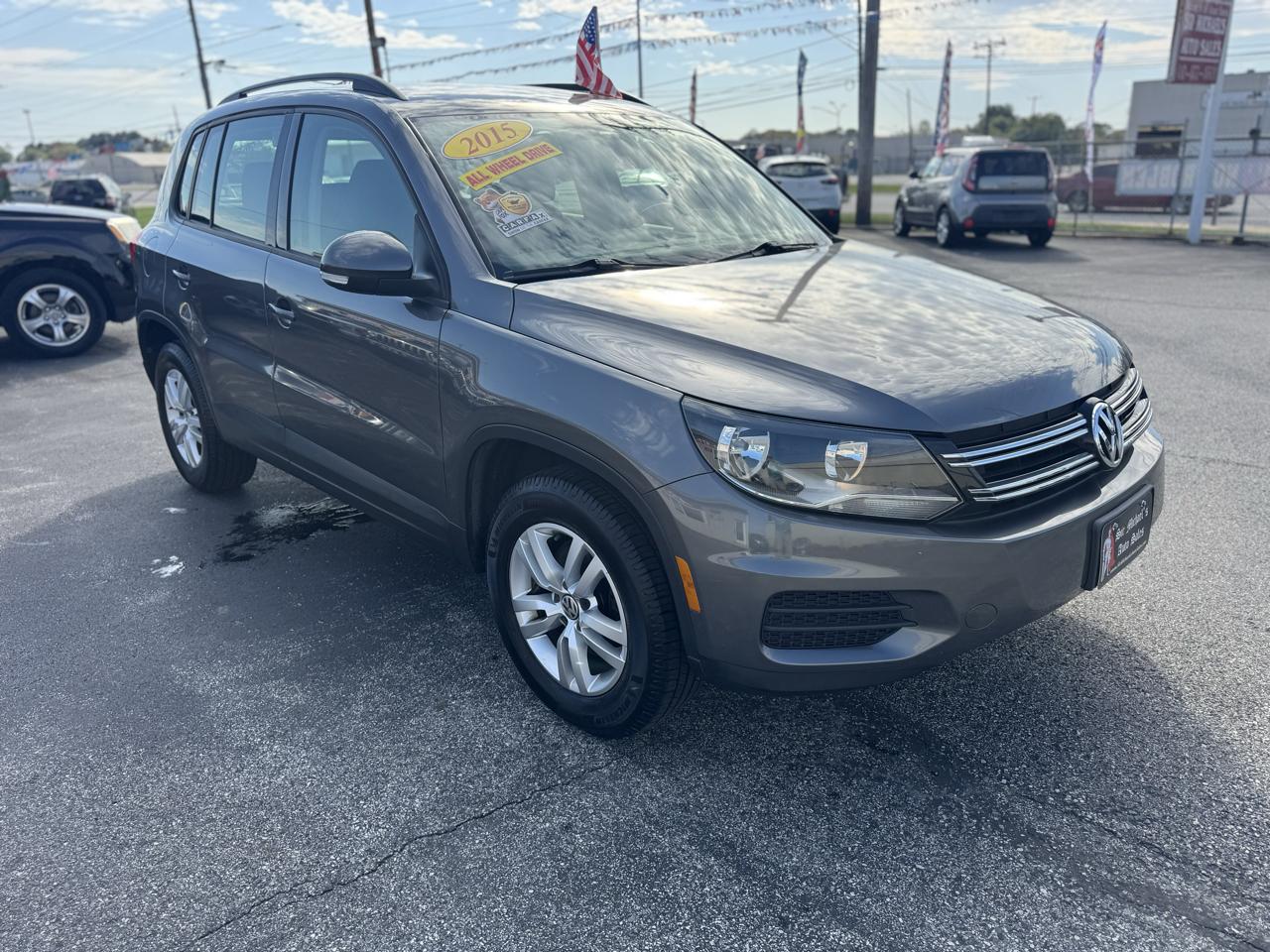 Volkswagen Tiguan 4MOTION 4dr Auto S 2015