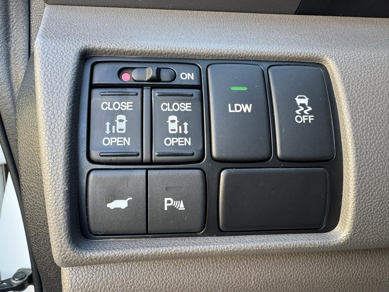 Honda Odyssey 5dr Touring Elite 2014