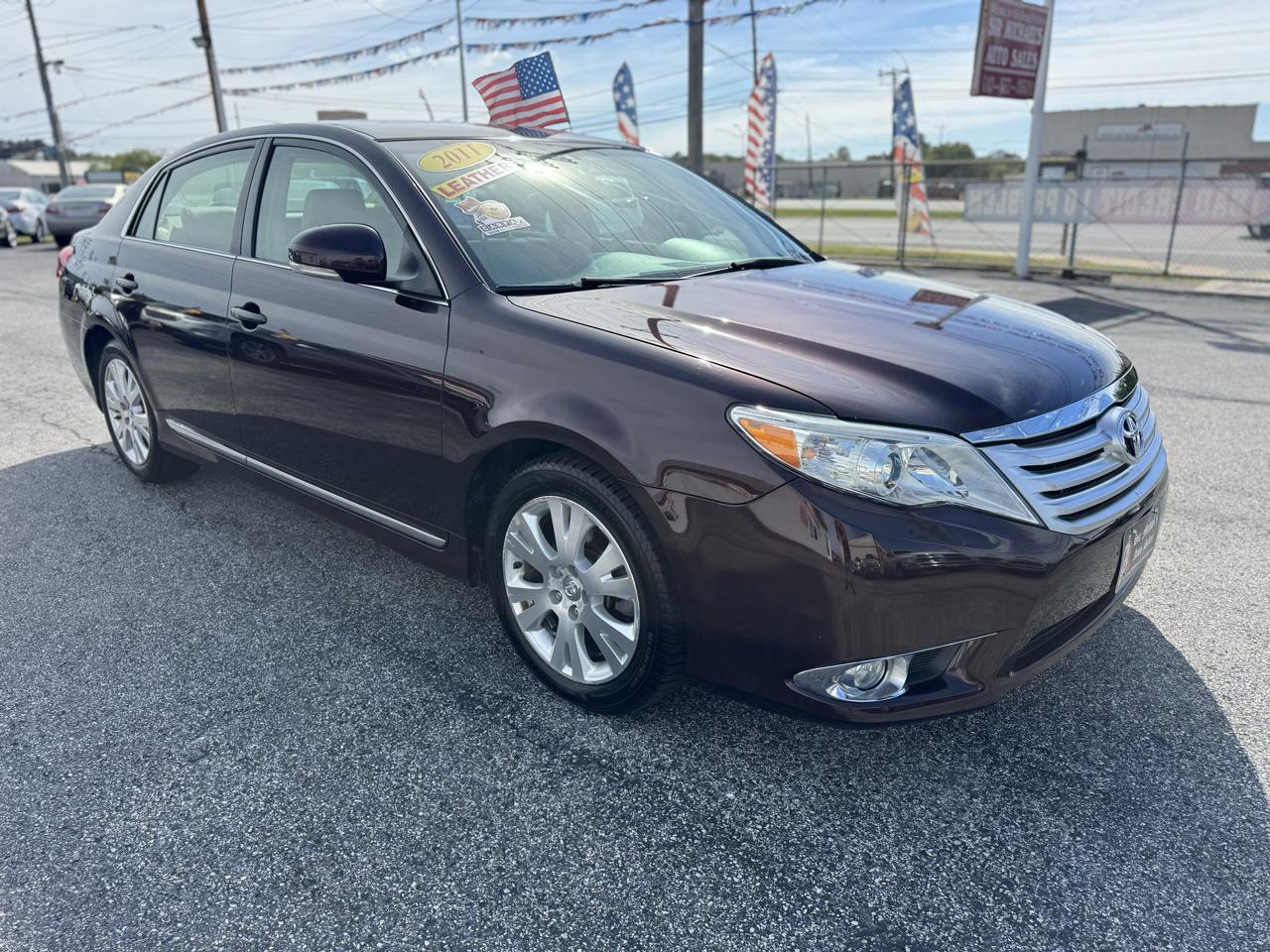 Toyota Avalon 4dr Sdn (Natl) 2011