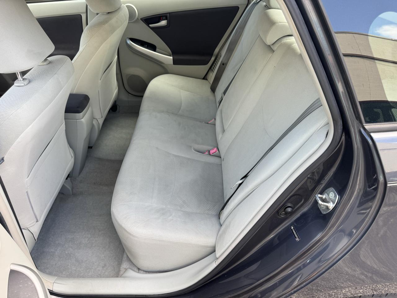 Toyota Prius 5dr HB I (Natl) 2010