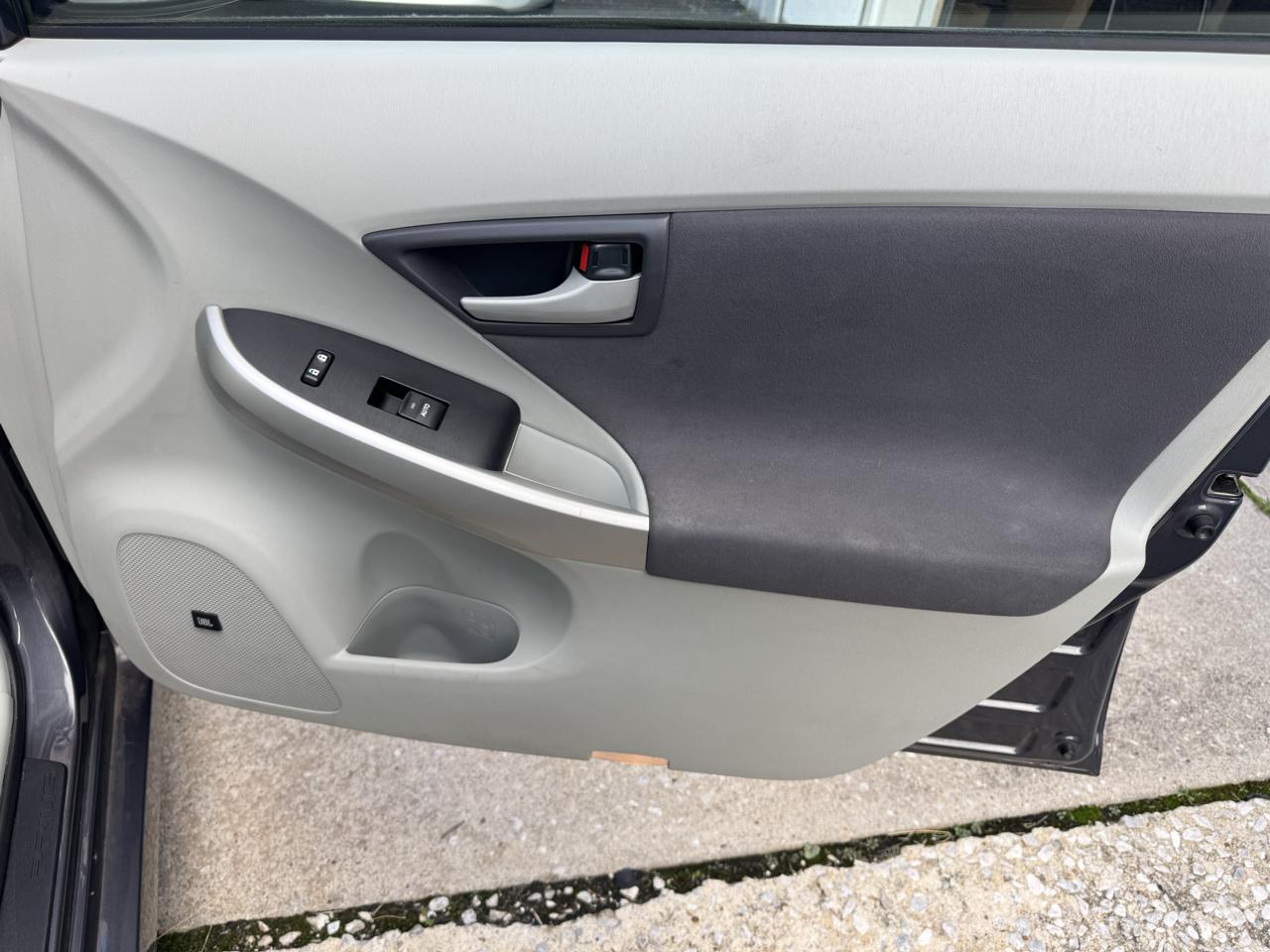 Toyota Prius 5dr HB I (Natl) 2010