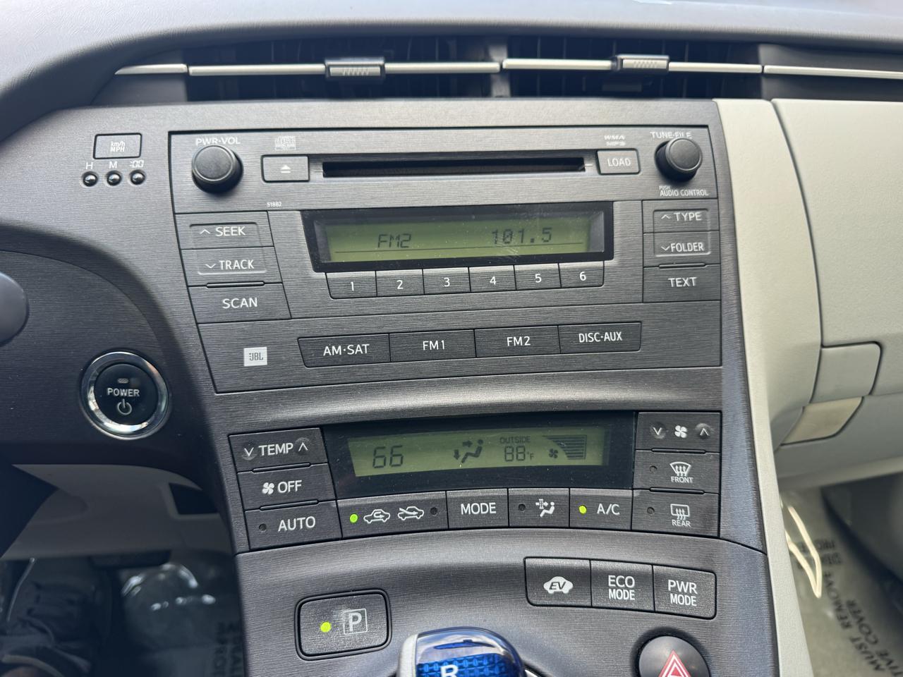Toyota Prius 5dr HB I (Natl) 2010