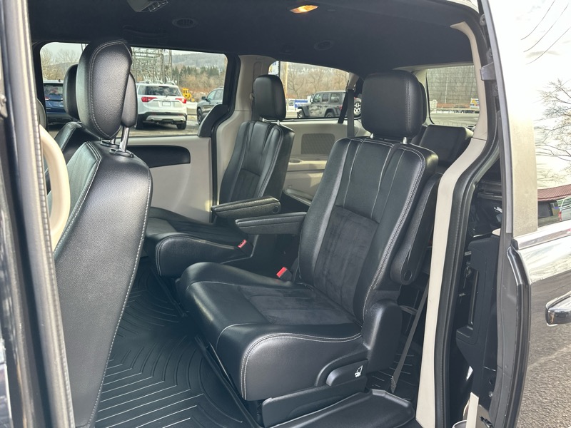 Dodge Grand Caravan SXT 2017