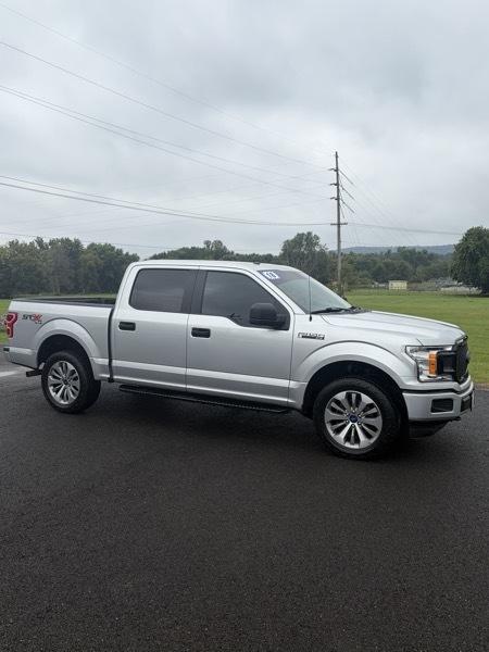 Ford F-150 4WD Reg Cab 126" XL 2018