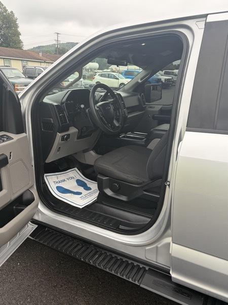 Ford F-150 4WD Reg Cab 126" XL 2018