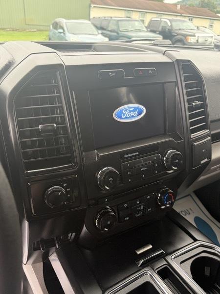 Ford F-150 4WD Reg Cab 126" XL 2018