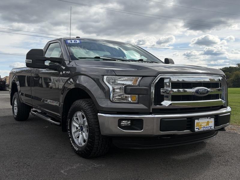 Ford F-150 XLT 8-ft. Bed 4WD 2016