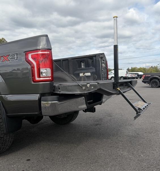 Ford F-150 XLT 8-ft. Bed 4WD 2016
