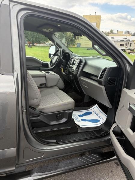 Ford F-150 XLT 8-ft. Bed 4WD 2016
