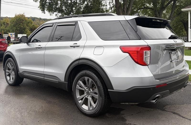 Ford Explorer XLT AWD 2021