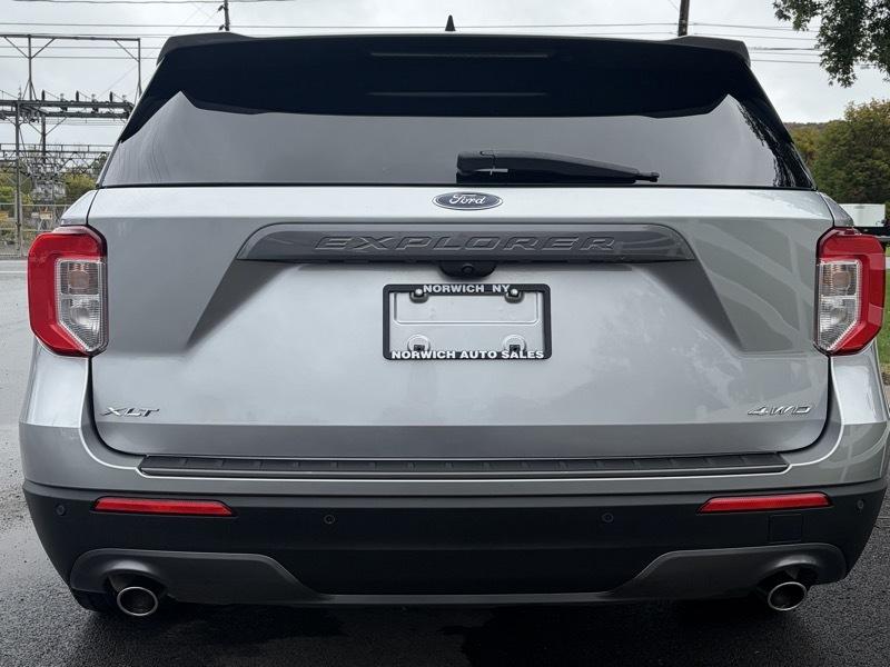 Ford Explorer XLT AWD 2021