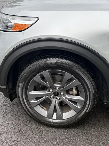 Ford Explorer XLT AWD 2021