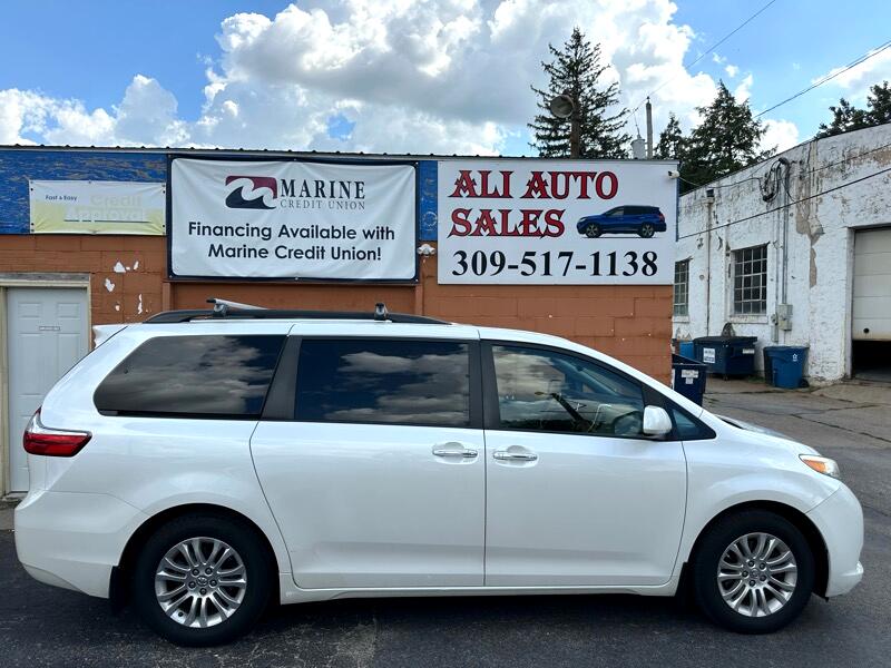 2015 Toyota Sienna XLE FWD 8-Passenger V6
