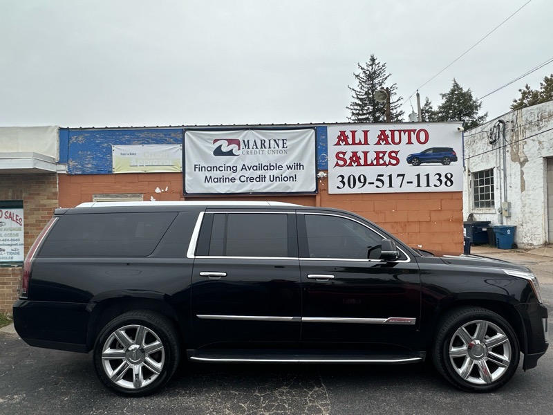2017 Cadillac Escalade ESV Luxury 4WD