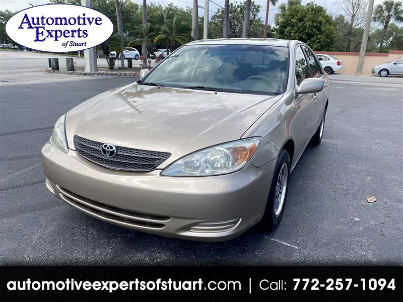 Toyota Camry LE 2004