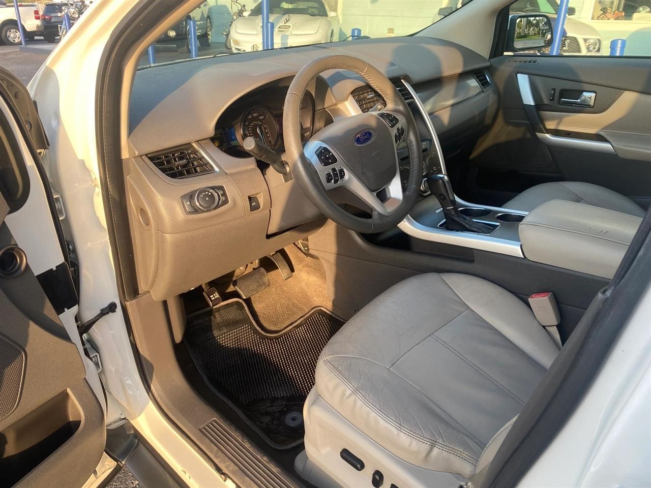 Ford Edge SEL FWD 2012