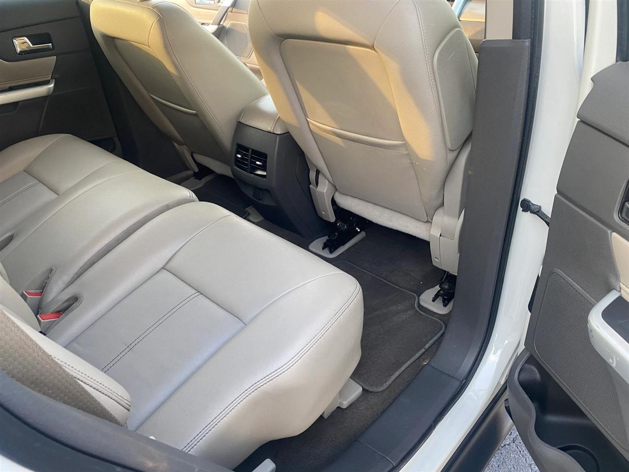 Ford Edge SEL FWD 2012