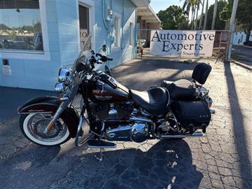 2011 Harley-Davidson FLSTN 