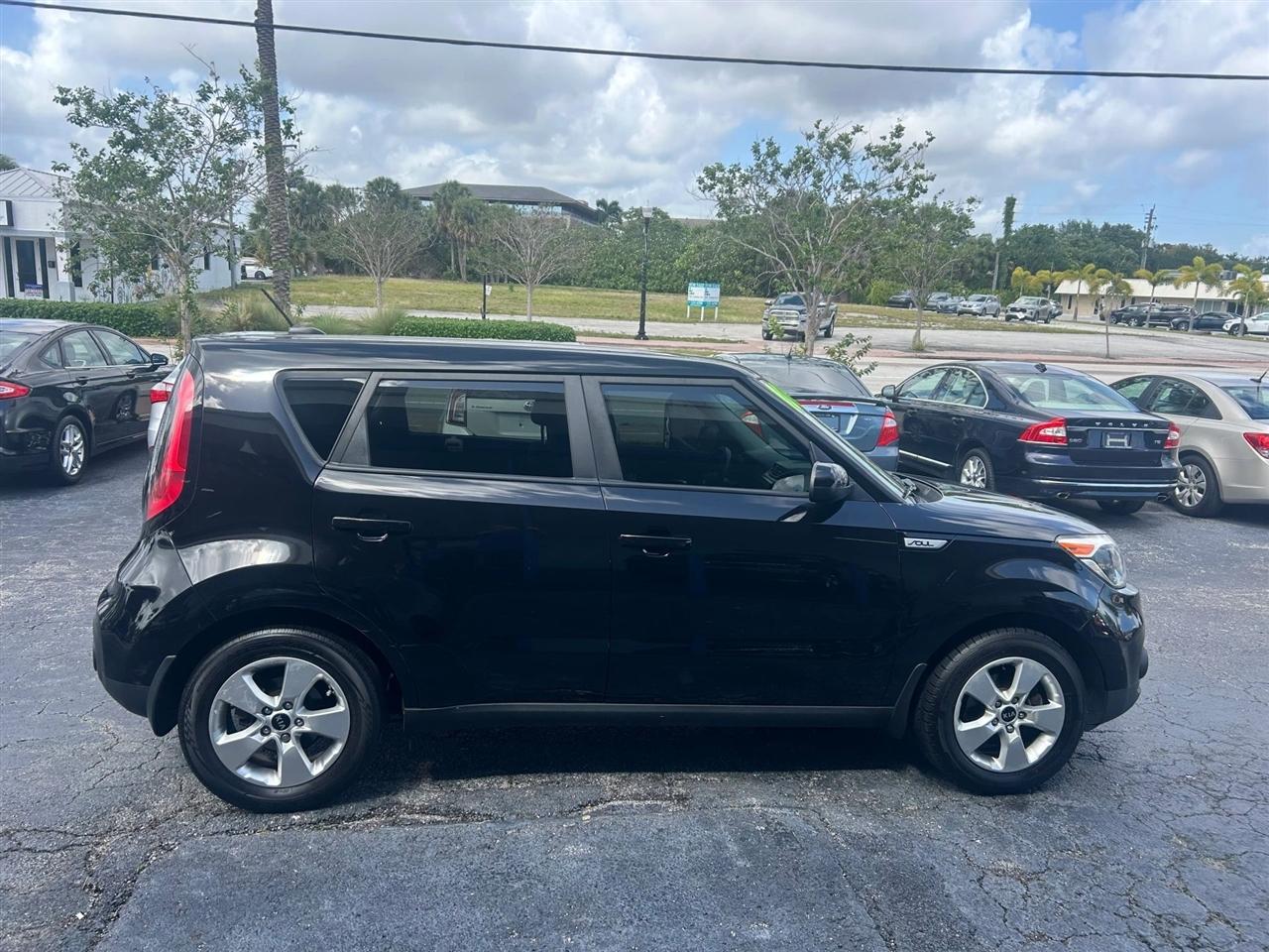 Kia Soul Base 6A 2019