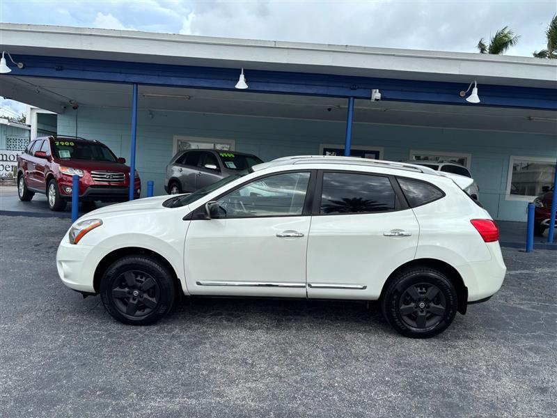Nissan Rogue Select S 2WD 2014 Nissan Rogue Select S 2WD 2014