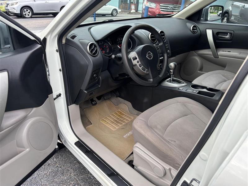 Nissan Rogue Select S 2WD 2014 Nissan Rogue Select S 2WD 2014