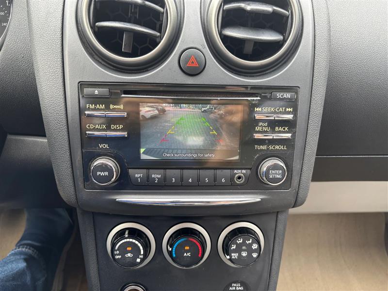 Nissan Rogue Select S 2WD 2014 Nissan Rogue Select S 2WD 2014