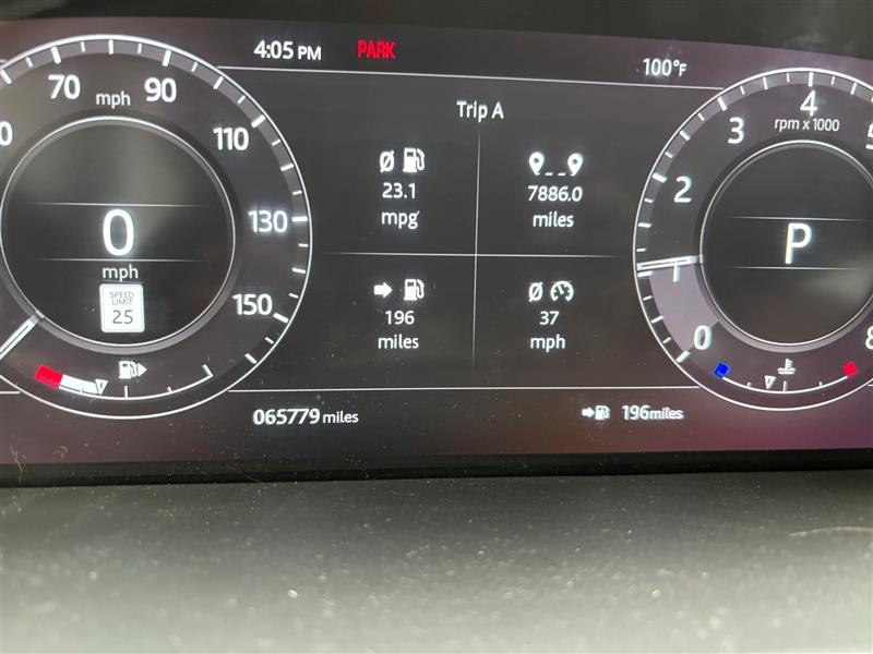 2020 Land Rover Range Rover HSE photo 15