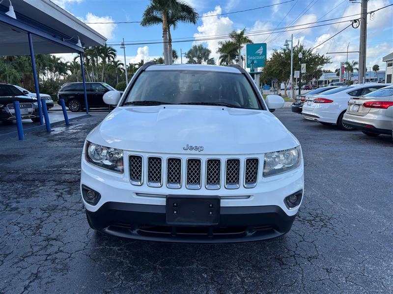 2015 Jeep Compass Latitude photo 8