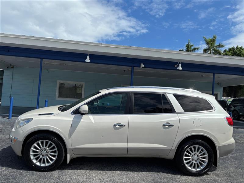2012 Buick Enclave Leather photo 2