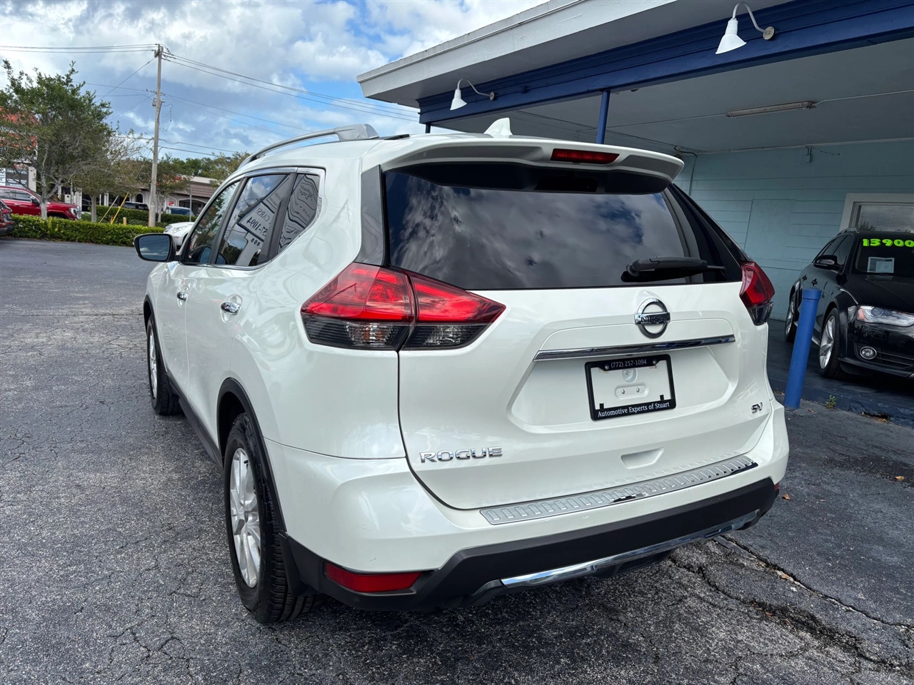 Nissan Rogue SV 2WD 2017 Nissan Rogue SV 2WD 2017