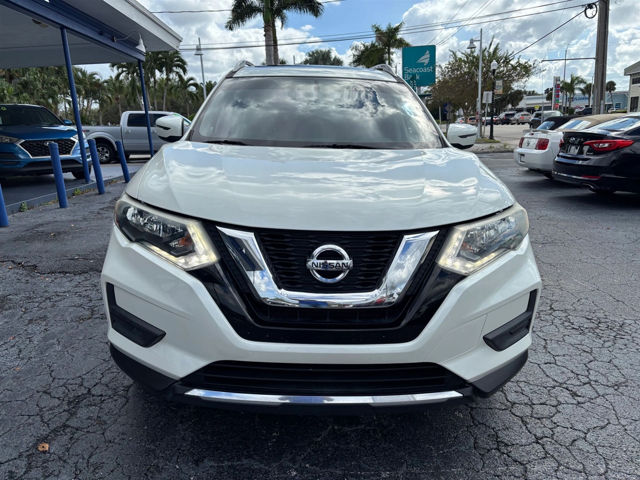 Nissan Rogue SV 2WD 2017 Nissan Rogue SV 2WD 2017
