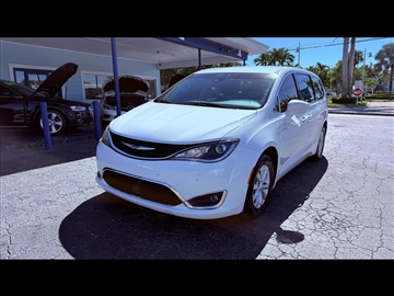 2019 Chrysler Pacifica Touring Plus