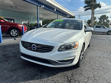 2017 Volvo S60 T5 Inscription Platinum
