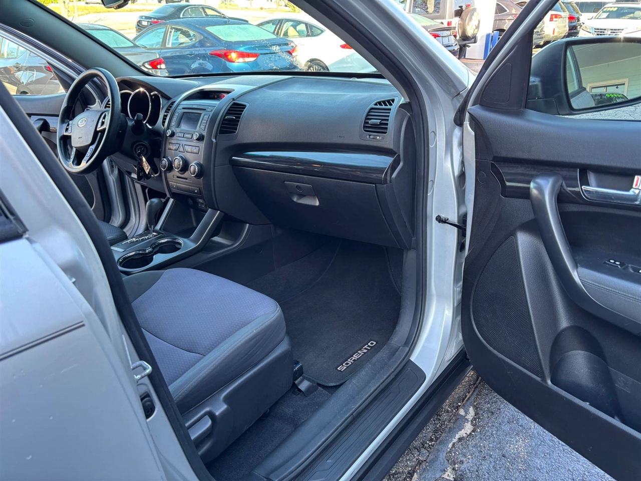 Kia Sorento LX 2WD 2013