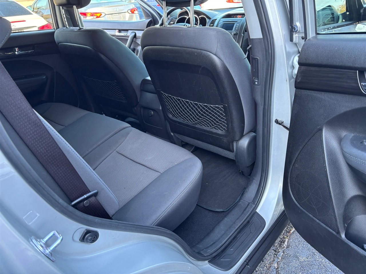 Kia Sorento LX 2WD 2013